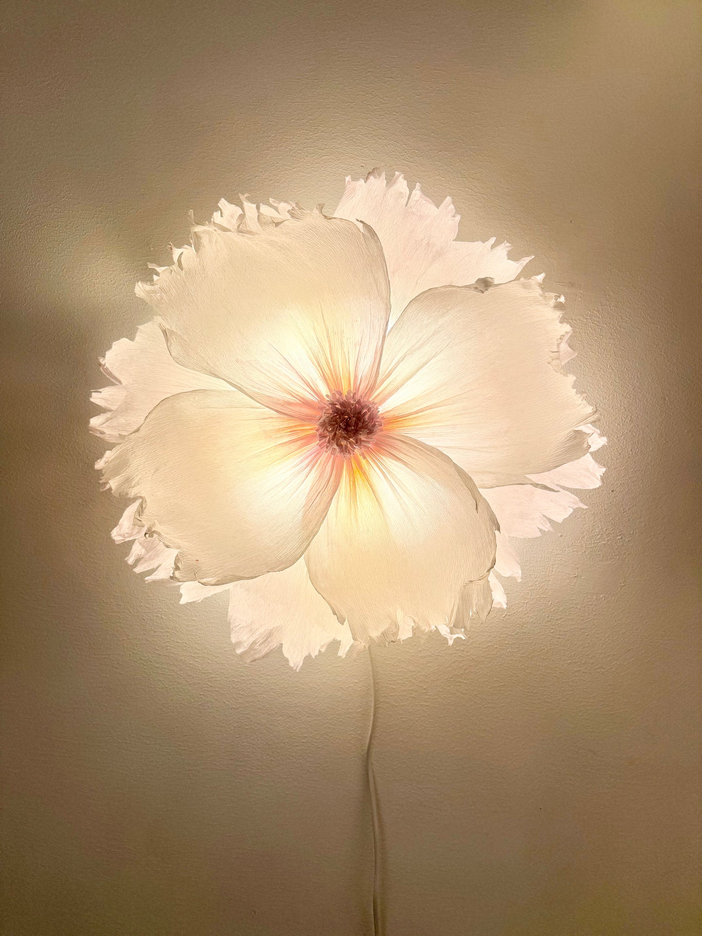 Vägglampan ”Astrid”