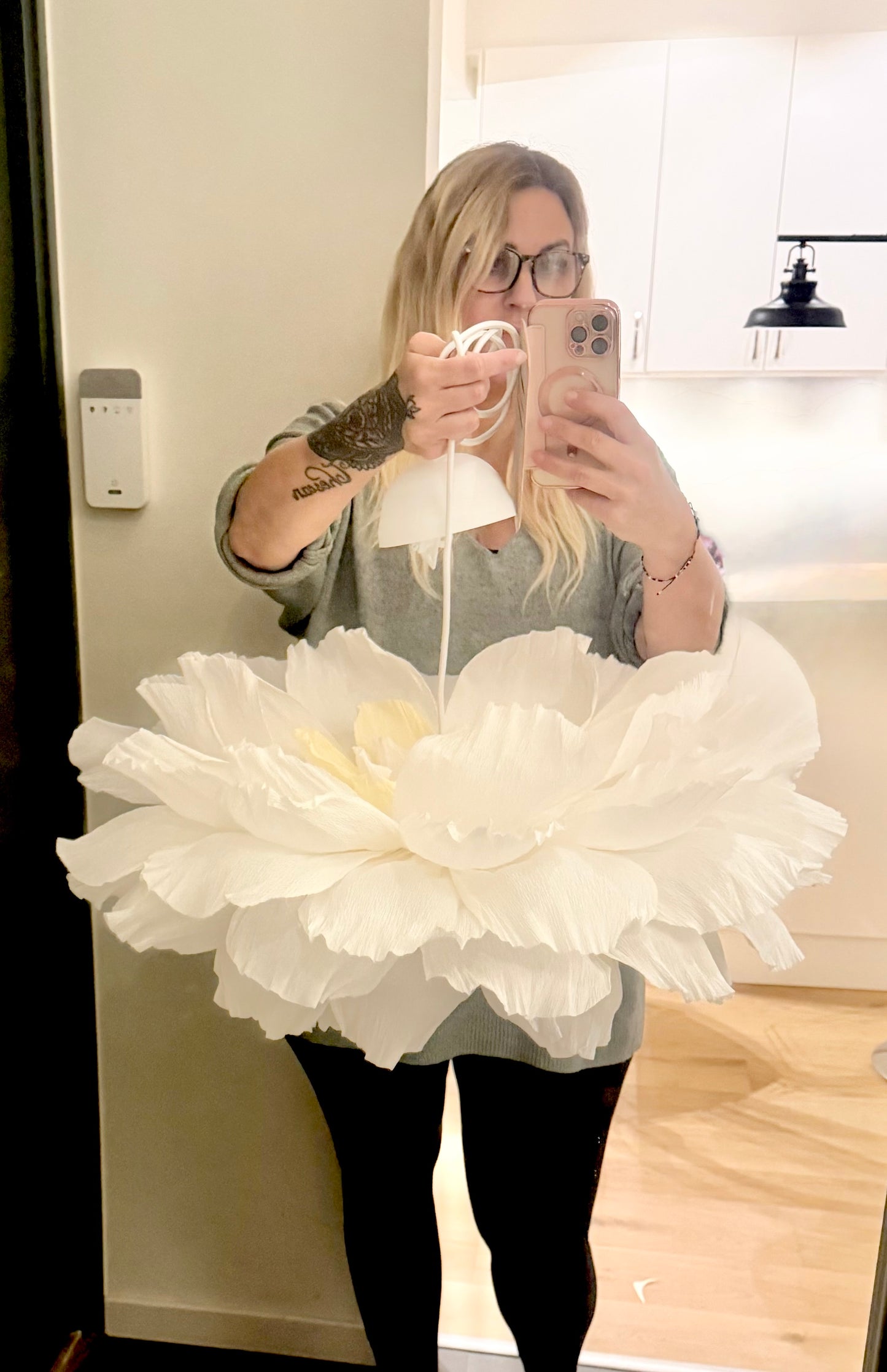 Taklampan “Daisy”