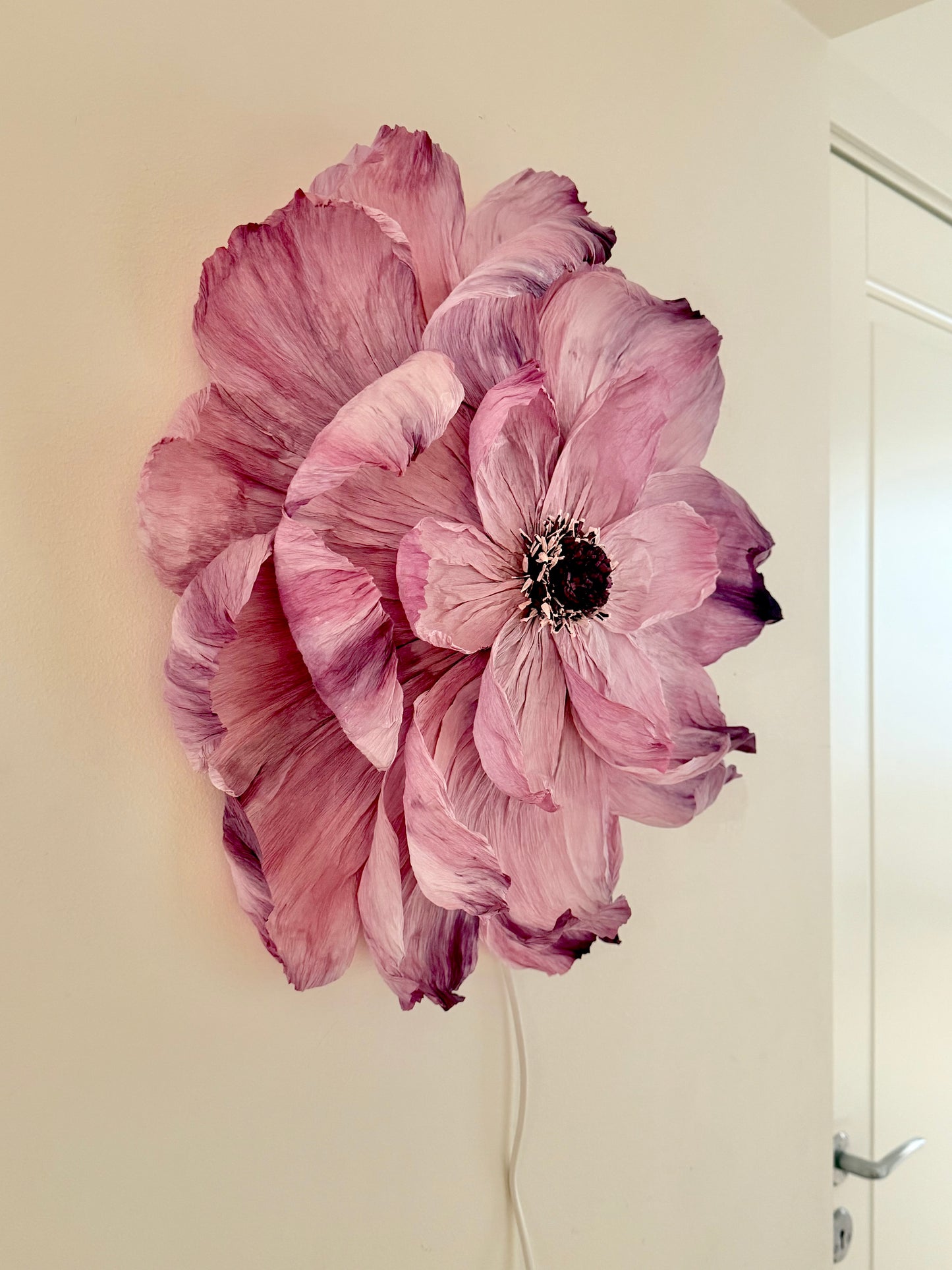 Vägglampan ”Chleo”