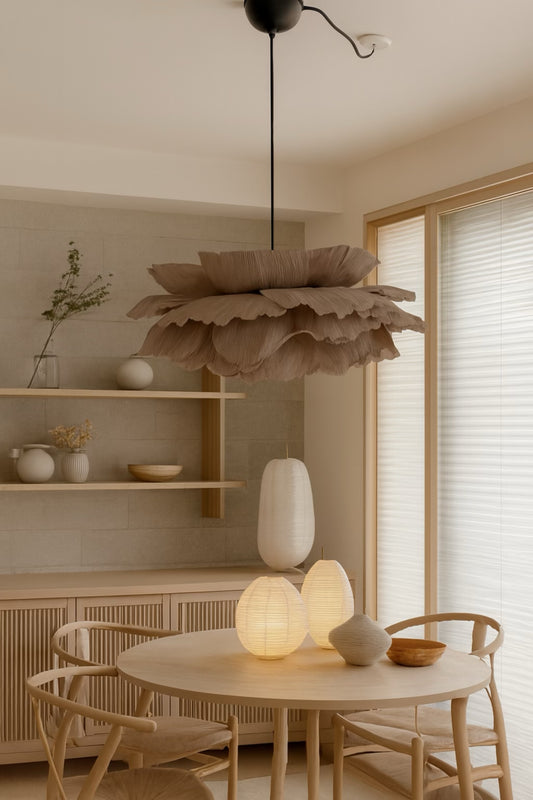 Taklampan ”Esther”